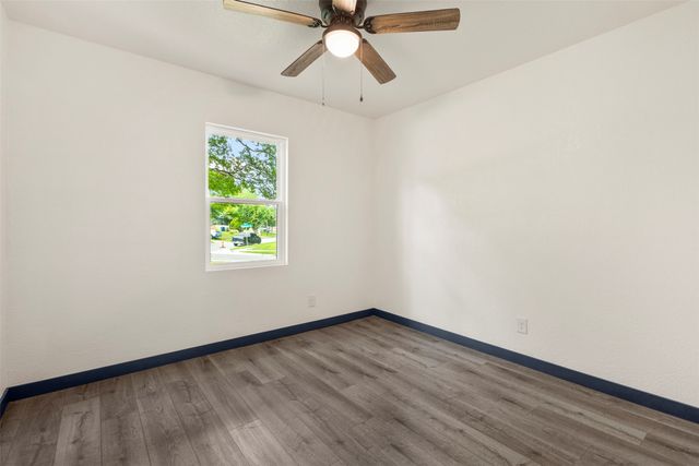 8033 Komalty Drive, Dallas, TX 75217