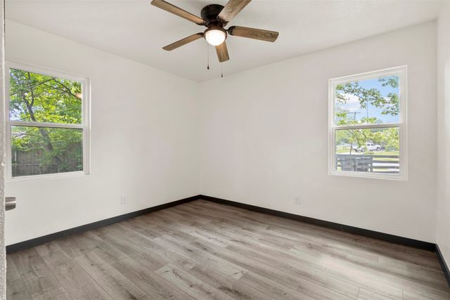 8033 Komalty Drive, Dallas, TX 75217