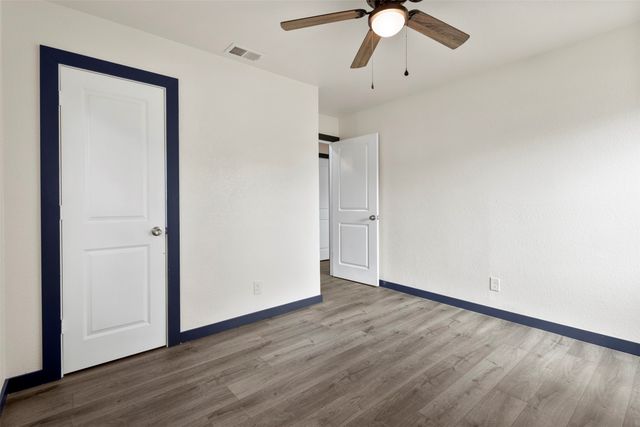 8033 Komalty Drive, Dallas, TX 75217