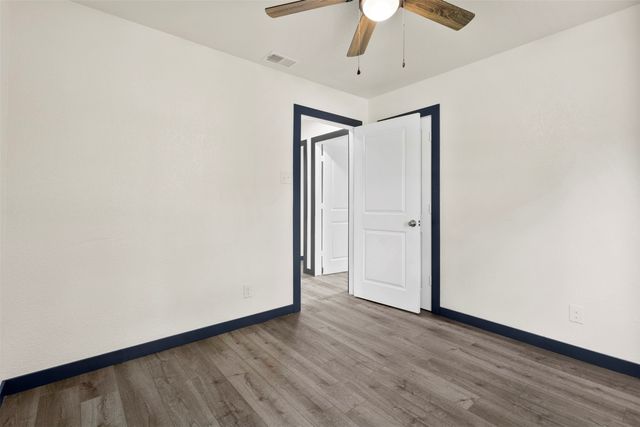 8033 Komalty Drive, Dallas, TX 75217