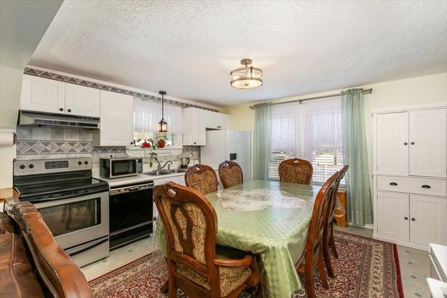 648 Mast Rd., Goffstown, NH 03102