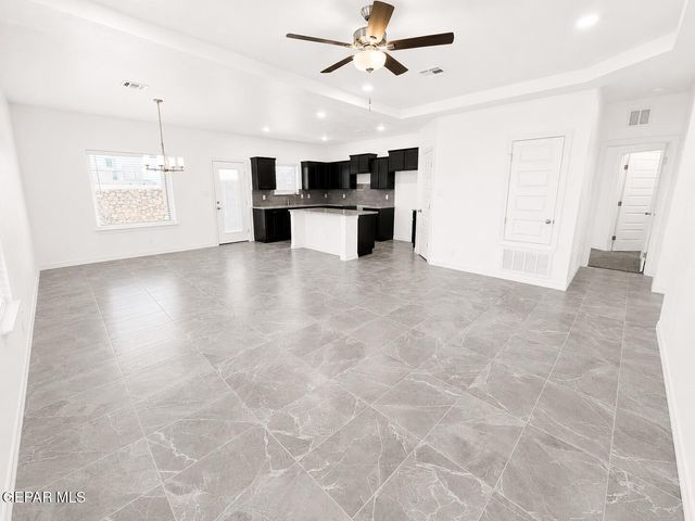 910 Andrew arroyos Drive, Socorro, TX 79927