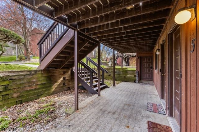 4 Alta Ct 5, Vernon Twp., NJ 07462
