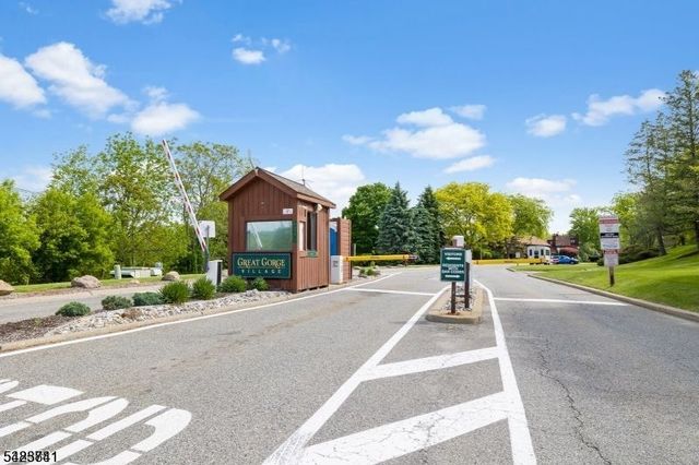4 Alta Ct 5, Vernon Twp., NJ 07462