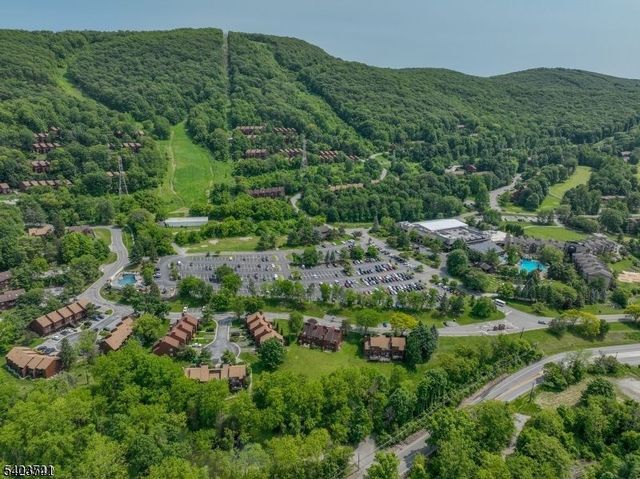 4 Alta Ct 5, Vernon Twp., NJ 07462