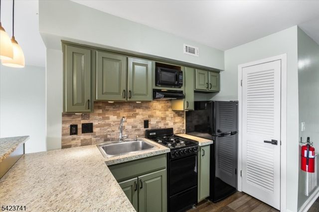 4 Alta Ct 5, Vernon Twp., NJ 07462