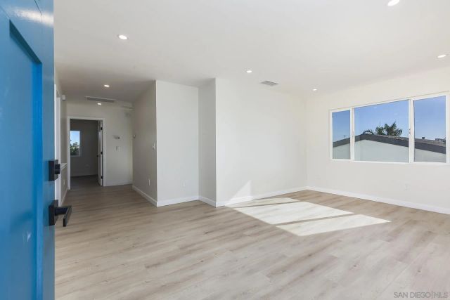 2549 Roseview Pl, San Diego, CA 92105