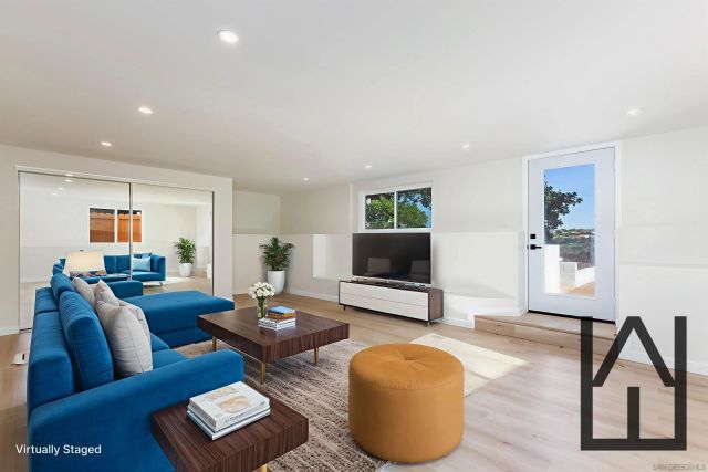 2549 Roseview Pl, San Diego, CA 92105