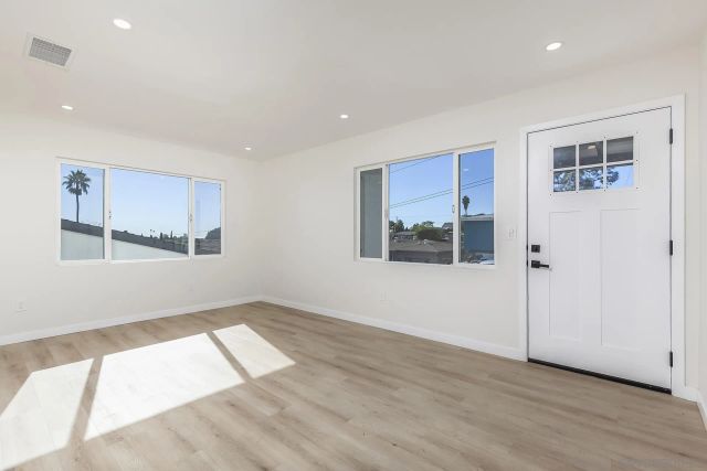 2549 Roseview Pl, San Diego, CA 92105