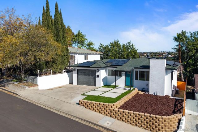 2549 Roseview Pl, San Diego, CA 92105