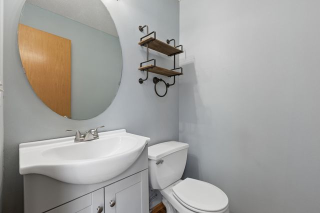 2477 Grey Owl Court, Mayer, MN 55360