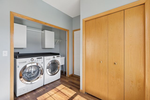 2477 Grey Owl Court, Mayer, MN 55360