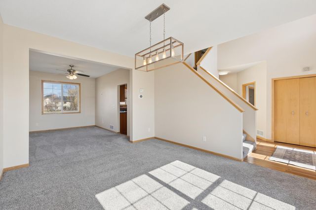 2477 Grey Owl Court, Mayer, MN 55360