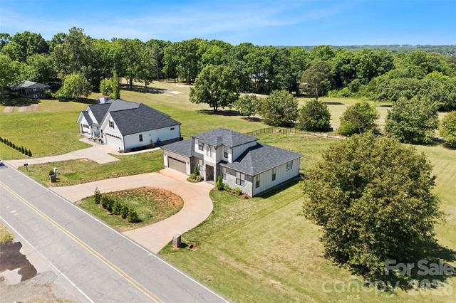 1129 Stony Point Road, Kings Mountain, NC 28086