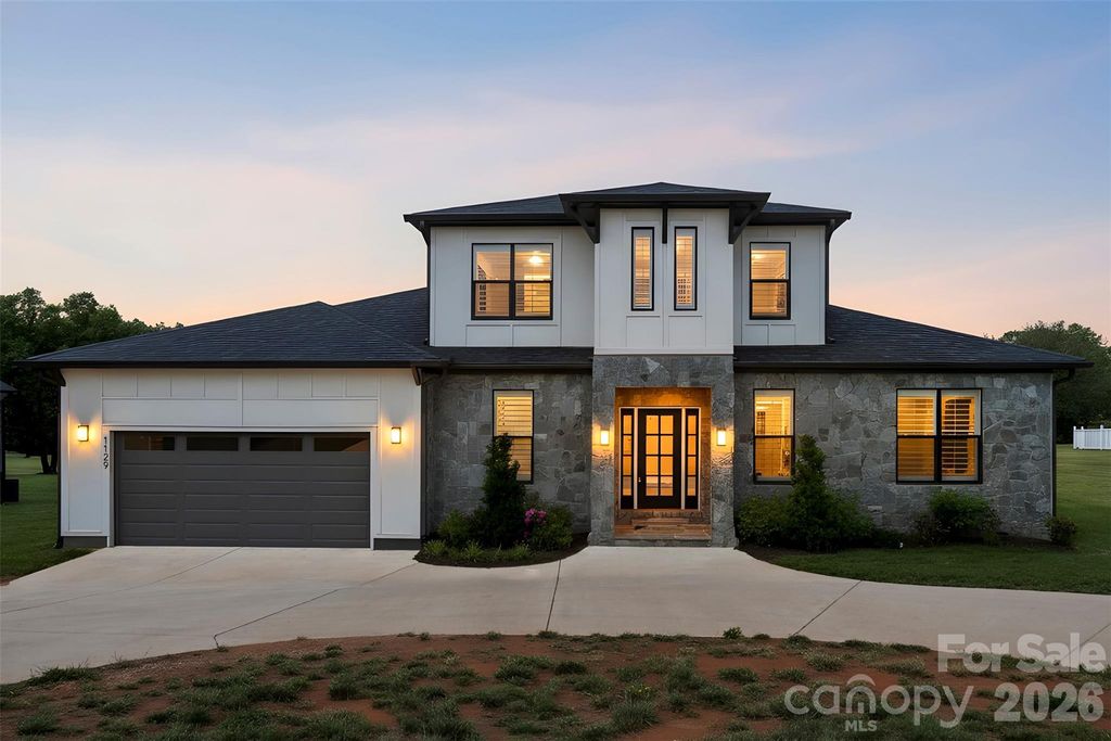 1129 Stony Point Road, Kings Mountain, NC 28086