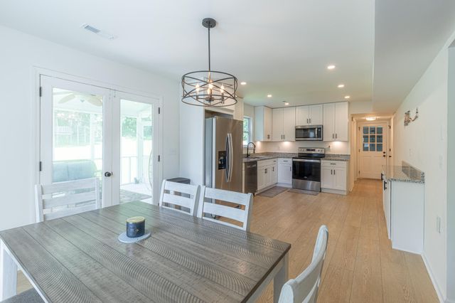 1122 Copperwood Drive, Hixson, TN 37343