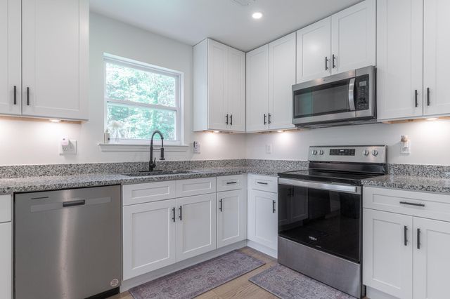 1122 Copperwood Drive, Hixson, TN 37343