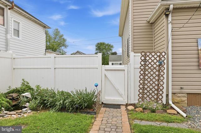 301 SECOND AVE, Harrington, DE 19952