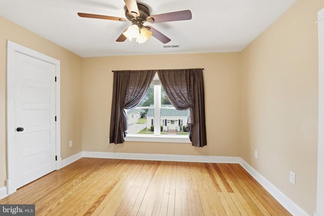 301 SECOND AVE, Harrington, DE 19952