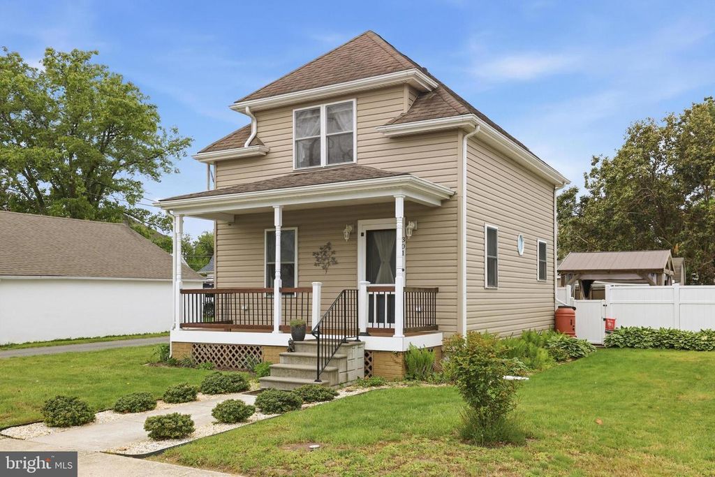 301 SECOND AVE, Harrington, DE 19952