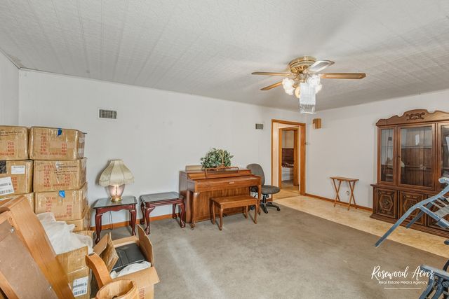 1221 E CHESTNUT Street, Kankakee, IL 60901