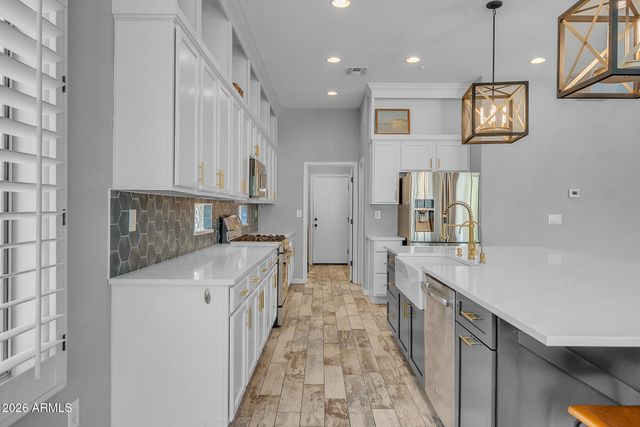41003 N CONGRESSIONAL Drive, Anthem, AZ 85086