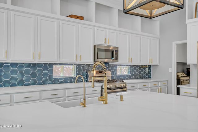 41003 N CONGRESSIONAL Drive, Anthem, AZ 85086