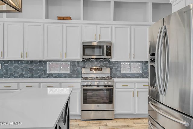41003 N CONGRESSIONAL Drive, Anthem, AZ 85086