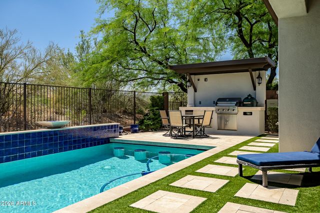 41003 N CONGRESSIONAL Drive, Anthem, AZ 85086