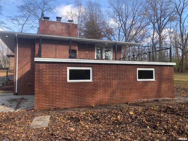 2318 E LAKE SHORE Drive, Springfield, IL 62712