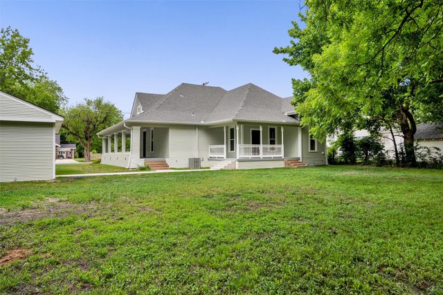 1219 S Travis Street, Sherman, TX 75090