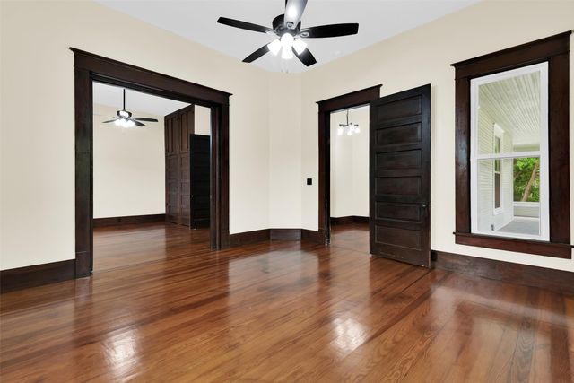 1219 S Travis Street, Sherman, TX 75090