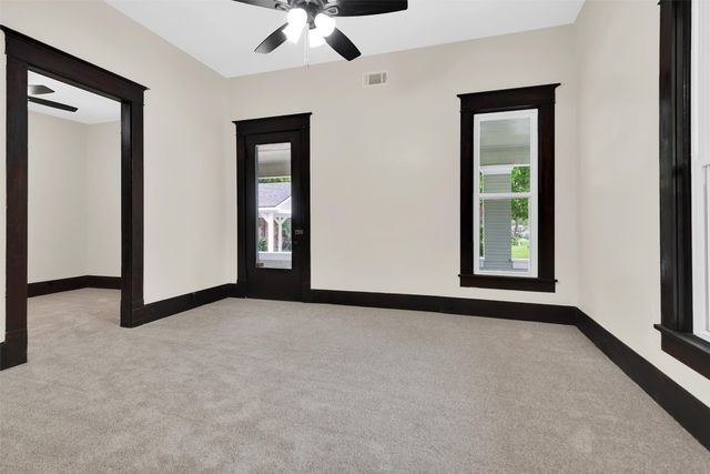 1219 S Travis Street, Sherman, TX 75090