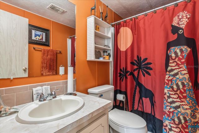 1020 DUSTIN DRIVE, Lady Lake, FL 32159