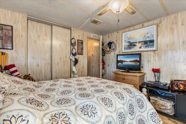 1020 DUSTIN DRIVE, Lady Lake, FL 32159