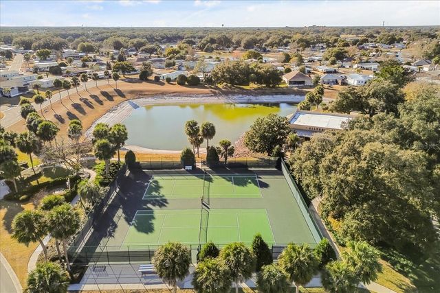 1020 DUSTIN DRIVE, Lady Lake, FL 32159