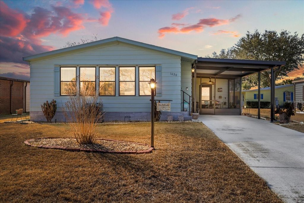 1020 DUSTIN DRIVE, Lady Lake, FL 32159