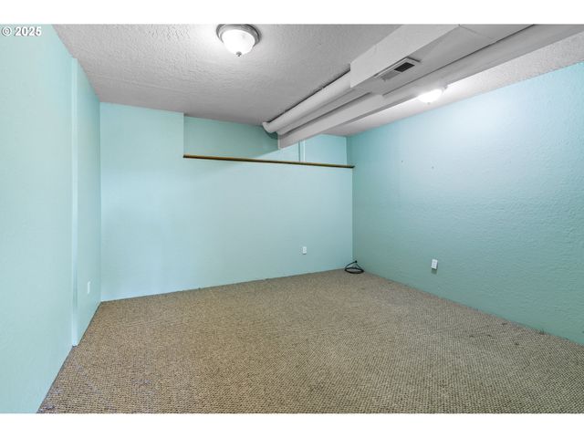 589 Ne WESTVIEW Ln, Estacada, OR 97023