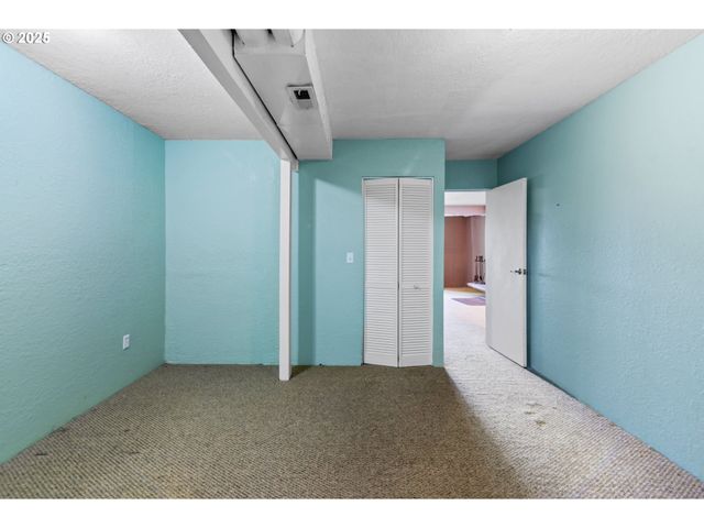 589 Ne WESTVIEW Ln, Estacada, OR 97023