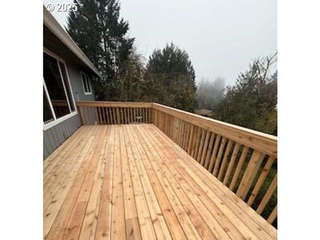 589 Ne WESTVIEW Ln, Estacada, OR 97023