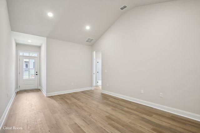 402 W Stonehaus Xing, Antioch, TN 37013