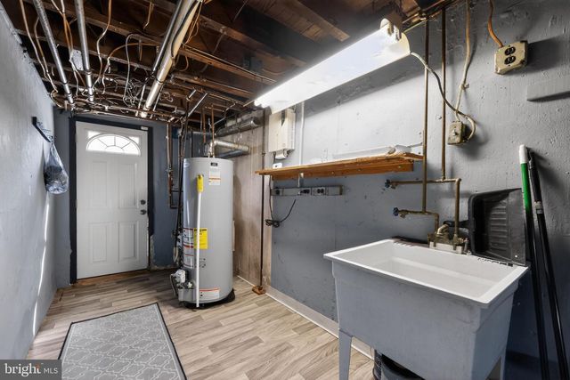 3102 WELLINGTON ST, Philadelphia, PA 19149