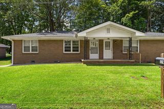 220 Opal Drive, Roswell, GA 30075