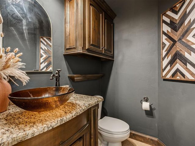 1296 Meadow View Drive, Choctaw, OK 73020
