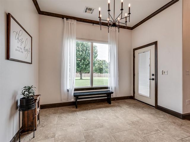 1296 Meadow View Drive, Choctaw, OK 73020