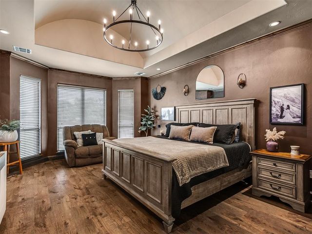1296 Meadow View Drive, Choctaw, OK 73020