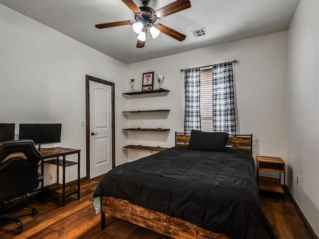 1296 Meadow View Drive, Choctaw, OK 73020