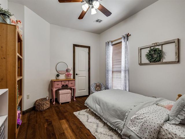 1296 Meadow View Drive, Choctaw, OK 73020