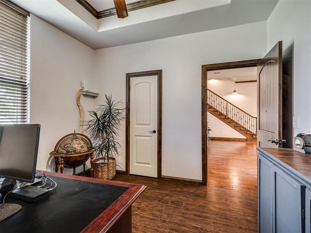 1296 Meadow View Drive, Choctaw, OK 73020