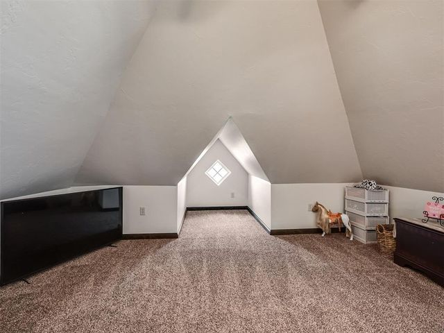 1296 Meadow View Drive, Choctaw, OK 73020